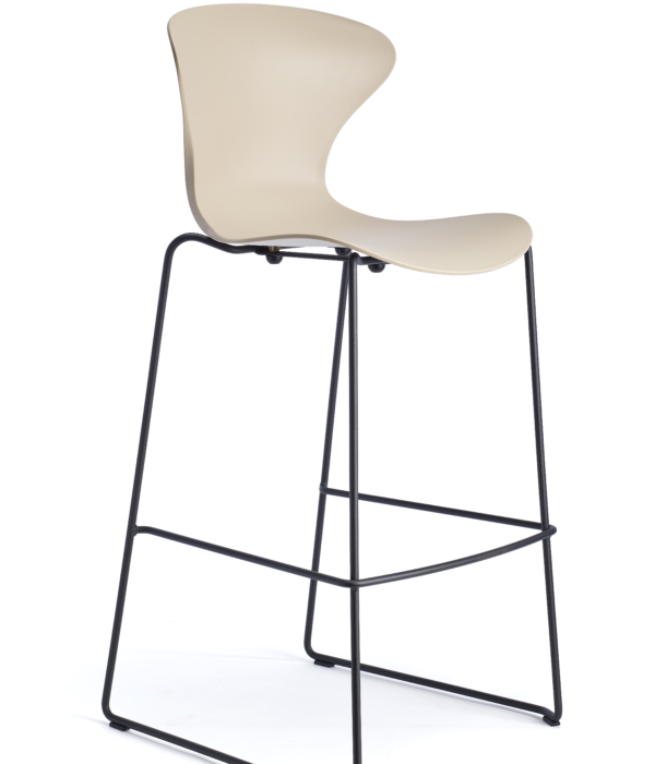 Heir sledge stool black_sand (2)